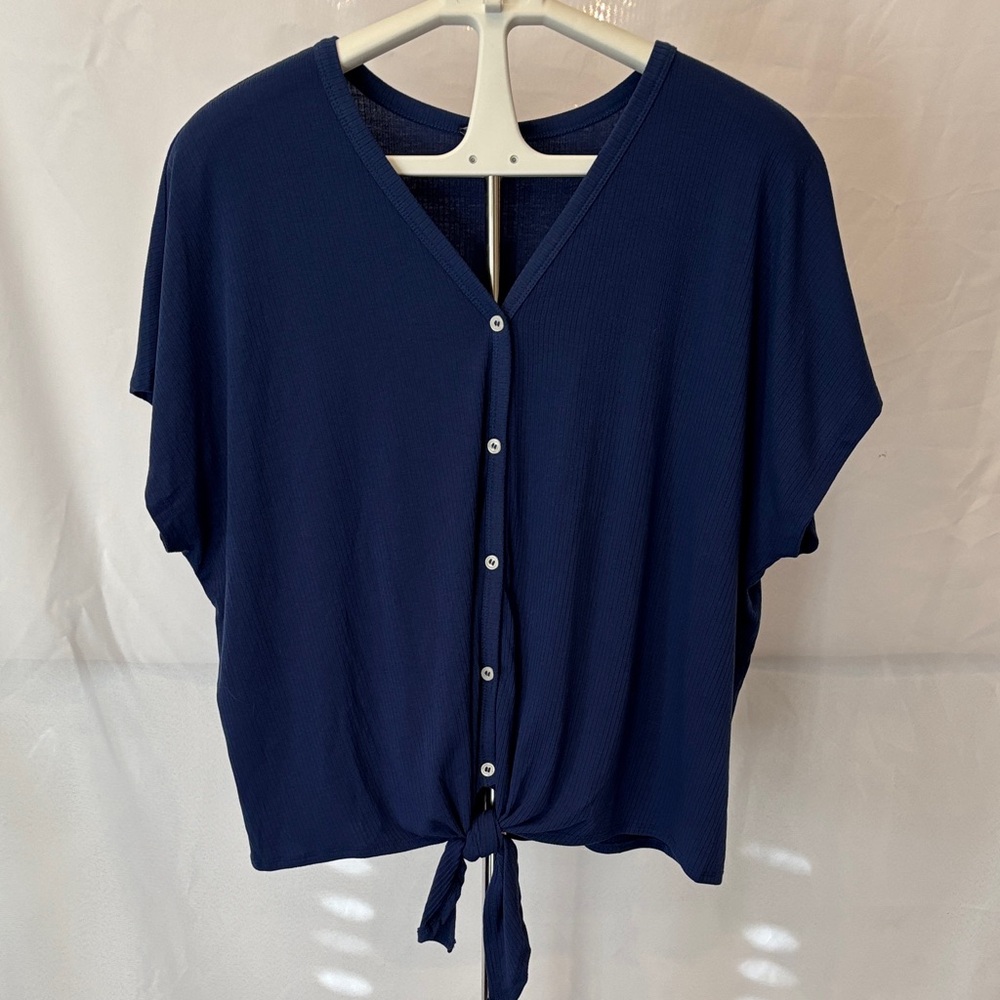 NWT Chelsea & Theodore Deep Blue Button-Down Top